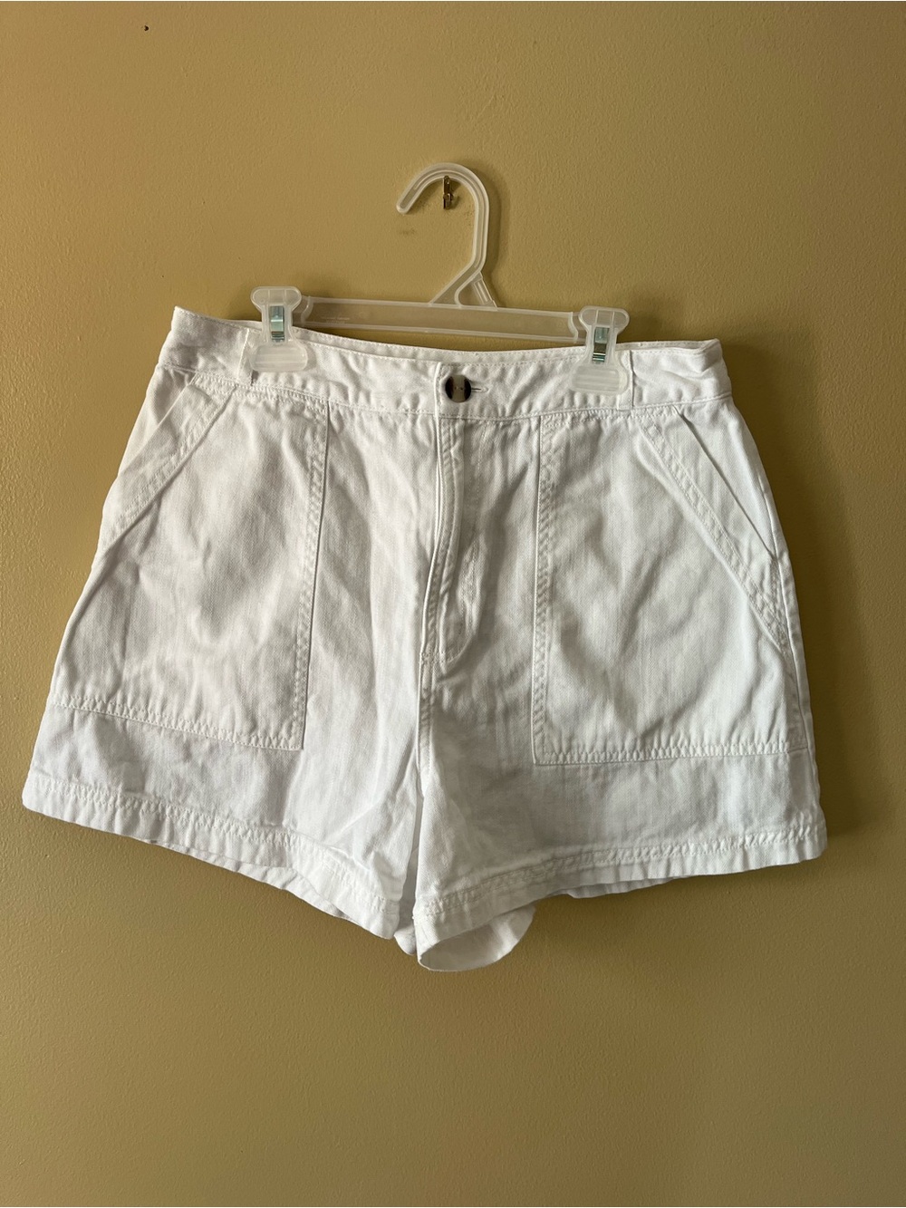Universal Thread White High-Waist Utility Shorts